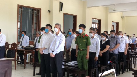 Ngày đầu xét xử vụ án vi phạm quy định về cho vay tại Vietcombank Tây Đô