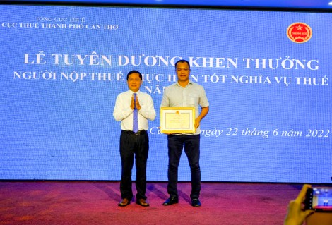Cần Thơ tuyên dương 37 doanh nghiệp tiêu biểu thực hiện tốt nghĩa vụ thuế