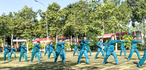 252 dân quân tham gia Hội thao Trung đội Dân quân cơ động