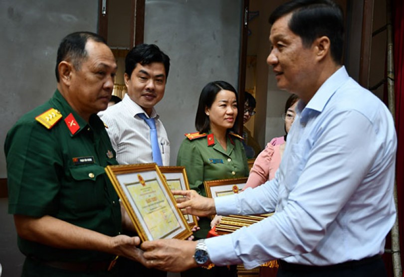 Thực hiện tốt phương châm “lấy cái đẹp dẹp cái xấu”