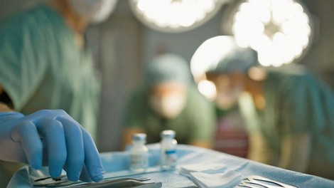 Kỹ thuật mới giúp chống nhiễm trùng sau phẫu thuật cấy ghép