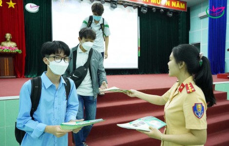 Hãy nâng cao ý thức chấp hành pháp luật về giao thông