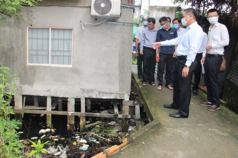 Kiểm tra công tác phòng, chống sốt xuất huyết ở quận Thốt Nốt và Ô Môn