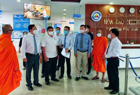 Trao đổi về hợp tác đầu tư trong lĩnh vực y tế, du lịch