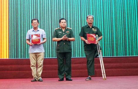 Bộ Chỉ huy Quân sự thành phố họp mặt kỷ niệm Ngày Thương binh - Liệt sĩ