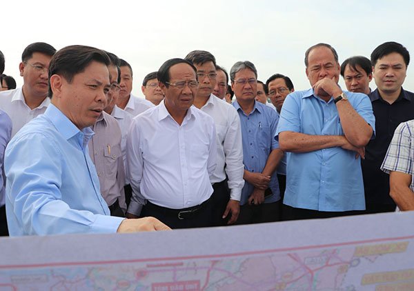 Phó Thủ tướng Lê Văn Thành khảo sát thực địa dự án cao tốc Châu Đốc - Cần Thơ - Sóc Trăng