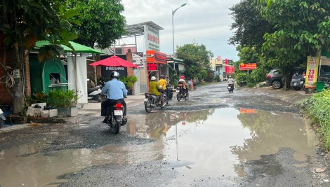 Đường dân sinh không bảo đảm an toàn giao thông