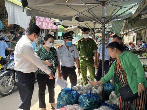 Giám sát, kiểm tra, đảm bảo ổn định cung - cầu hàng hóa trên địa bàn thành phố