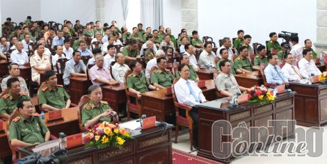 Lãnh đạo Bộ Công an gặp mặt cán bộ công an cấp cao nghỉ hưu