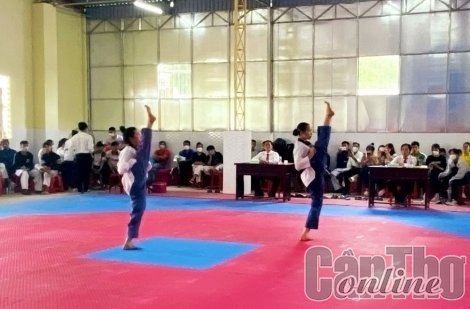Khởi tranh môn Taekwondo