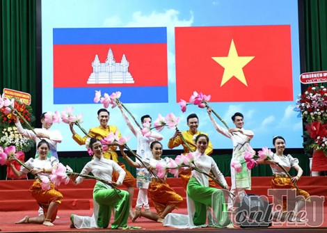 Quảng bá hình ảnh thành phố đến bạn bè quốc tế