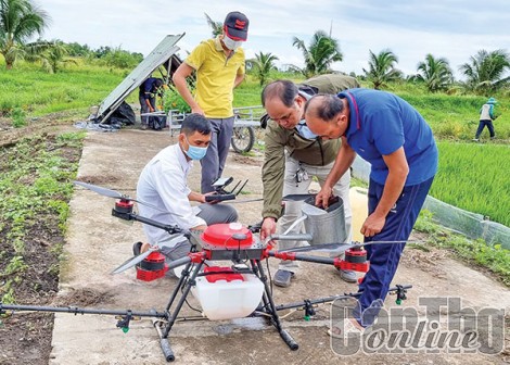 Hướng đến cơ giới hóa đồng bộ trong sản xuất nông nghiệp