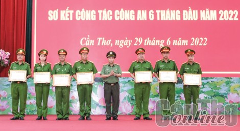 Chiến công trên những tuyến đầu