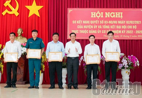 Nhanh chóng triển khai đưa nghị quyết đại hội chi bộ vào cuộc sống
