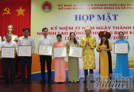 Họp mặt kỷ niệm 77 năm ngày thành lập ngành Lao động - Thương binh và Xã hội (28/8/1945-28/8/2022)