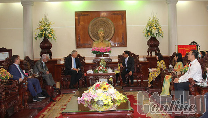 Lãnh đạo thành phố tiếp Tổng lãnh sự Ý tại TP Hồ Chí Minh