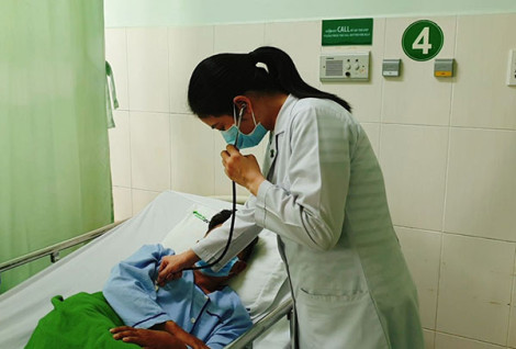 Uống thuốc nam điều trị suy thận, gặp biến chứng nguy kịch