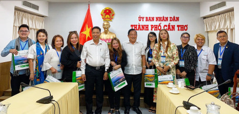Đoàn Hiệp hội Du lịch một số quốc gia Đông Nam Á khảo sát về du lịch tại Cần Thơ