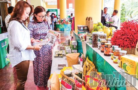 Để phát triển ngành hàng sen