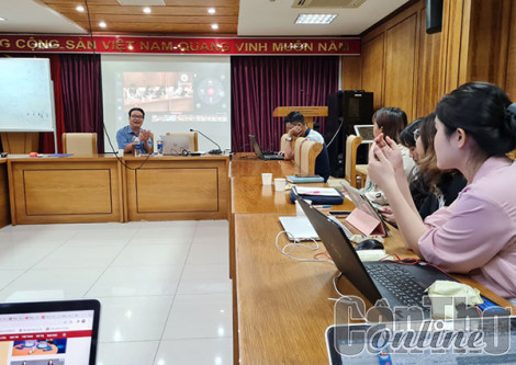 Khai giảng lớp bồi dưỡng “Báo chí đa nền tảng”
