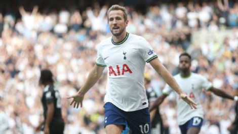 Harry Kane ghi bàn nhiều thứ ba lịch sử EPL