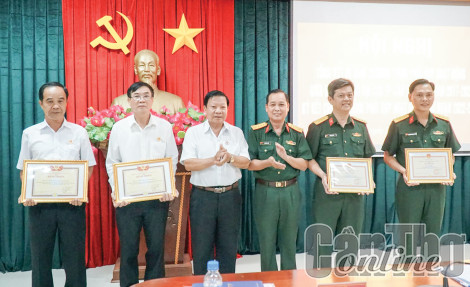 Phối hợp xây dựng nền quốc phòng toàn dân vững mạnh