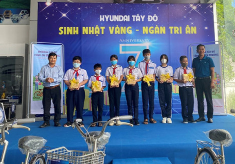 Hyundai Tây Đô chào mừng kỷ niệm 7 năm thành lập công ty