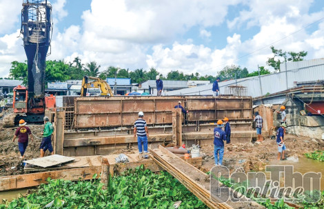 Đẩy nhanh tiến độ thi công, giải ngân vốn theo kế hoạch