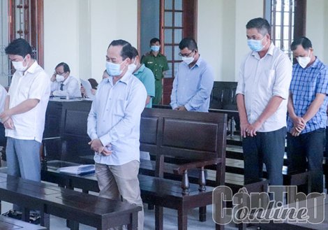 “GẠN ĐỤC, KHƠI TRONG”, 
xây dựng Đảng trong sạch, vững mạnh