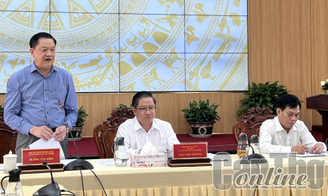 Đẩy mạnh giải ngân vốn đầu tư công và triển khai 3 chương trình mục tiêu quốc gia