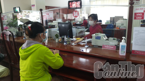Bảo vệ khách hàng trong quá trình chuyển đổi số ngành Ngân hàng