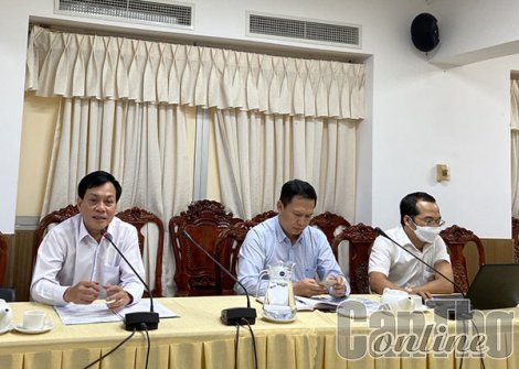 Lãnh đạo thành phố làm việc với Viện Khoa học Thủy lợi miền Nam