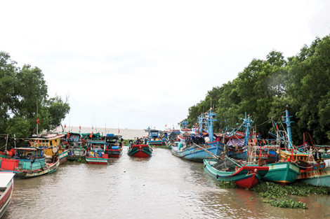 Gỡ khó để ngư dân yên tâm bám biển