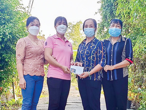 Chi hội trưởng phụ nữ gương mẫu