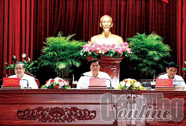 Phát huy tinh thần trách nhiệm, tiếp tục lãnh đạo, chỉ đạo thực hiện hiệu quả cải thiện môi trường đầu tư, nâng cao chỉ số PCI của thành phố