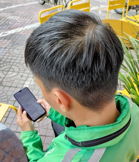 Cà Mau: Tài xế Grab dính bẫy vì “nạp 500 bồi dưỡng 200”