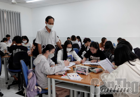 Noi gương Bác, dạy và học tốt hơn
