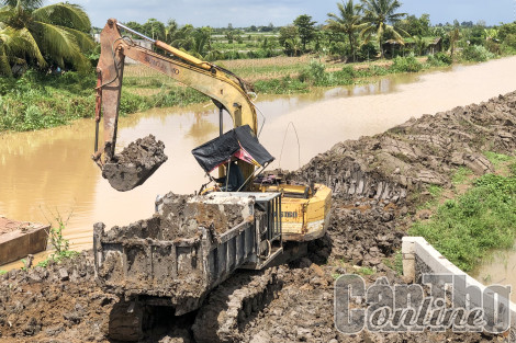 Huy động sức dân nâng cấp, mở rộng lộ giao thông