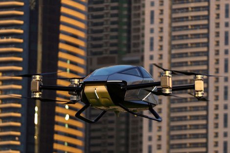 Ô tô bay của Trung Quốc thực hiện chuyến bay ra mắt đầu tiên ở Dubai
