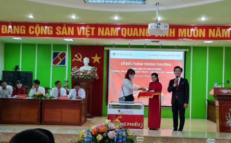 Bốc thăm trúng thưởng Chương trình tiết kiệm dự thưởng “Chào mừng 34 năm ngày thành lập Agribank”