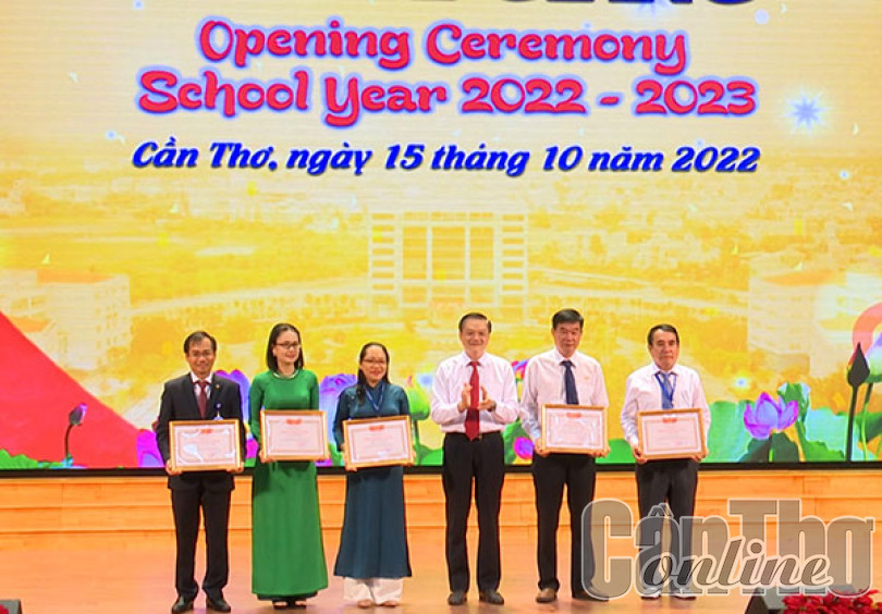 Trường Ðại học Y Dược Cần Thơ đón hơn 3.500 tân sinh viên, học viên