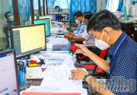Bài 2: Chăm bồi, trui rèn cán bộ