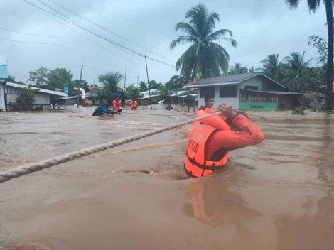 Bão Nalgae gây thiệt hại nặng tại Philippines