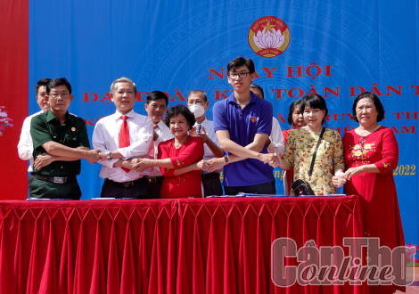 Quận Ninh Kiều tổ chức Ngày hội Đại đoàn kết toàn dân tộc
