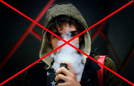 Hút thuốc lá điện tử hại tim như hút thuốc lá hàng chục năm
