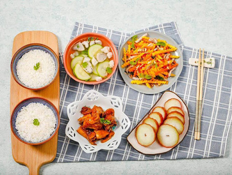 2.500 món ăn dinh dưỡng mỗi ngày cho trẻ