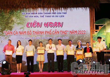 Huyện Thới Lai đạt giải Nhất toàn đoàn Liên hoan Dân ca Nam Bộ TP Cần Thơ năm 2022