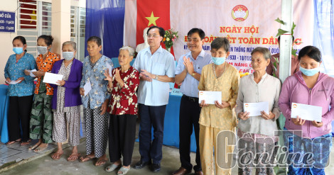 Ngày hội Đại đoàn kết toàn dân tộc ở ấp Mỹ Ái, xã Mỹ Khánh, huyện Phong Điền