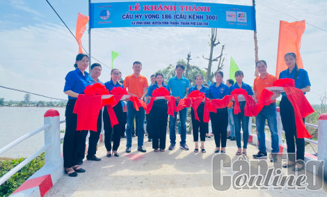 Khánh thành và khởi công 6 cây cầu Hy Vọng ở huyện Vĩnh Thạnh
