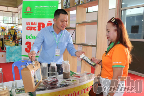 Kết nối giao thương để tiêu thụ sản phẩm đặc sản địa phương,